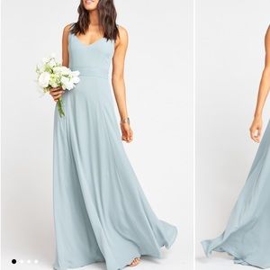 Jenn Maxi Dress in silver sage crisp